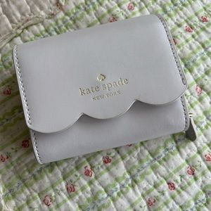 White small Kate Spade wallet